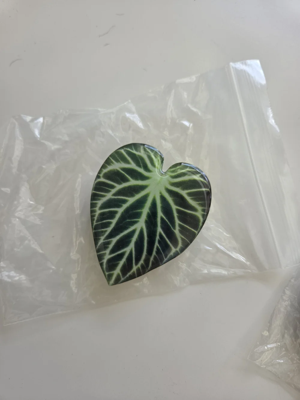 Green and Purple Heart Leaf Phone Popsocket